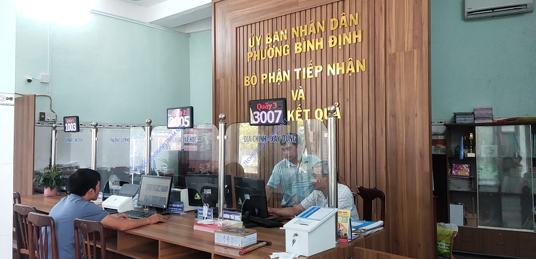 Hệ thống xếp hàng tự động tại bộ phận tiếp nhận và trả kết quả UBND